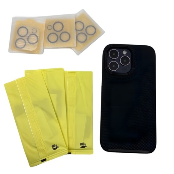 iPhone 14 Pro Max Defense: Military-Grade Case, 3 Screen & 3 Camera Protectors & - Picture 2 of 5